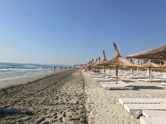 Emi Apartment Mamaia Navodari Dış mekan fotoğraf