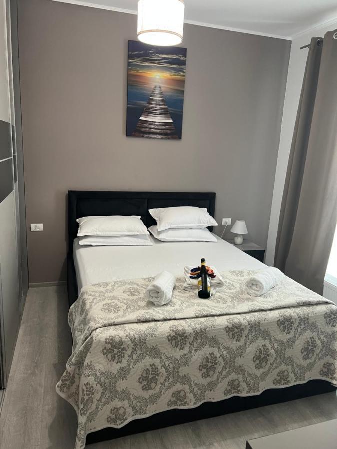 Emi Apartment Mamaia Navodari Dış mekan fotoğraf